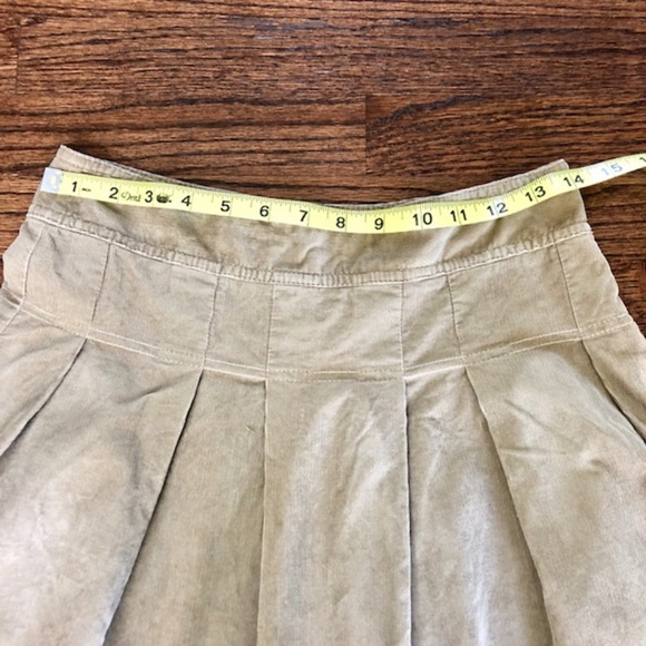 💕Pretty Corduroy Skirt 💕 - Picture 6 of 6